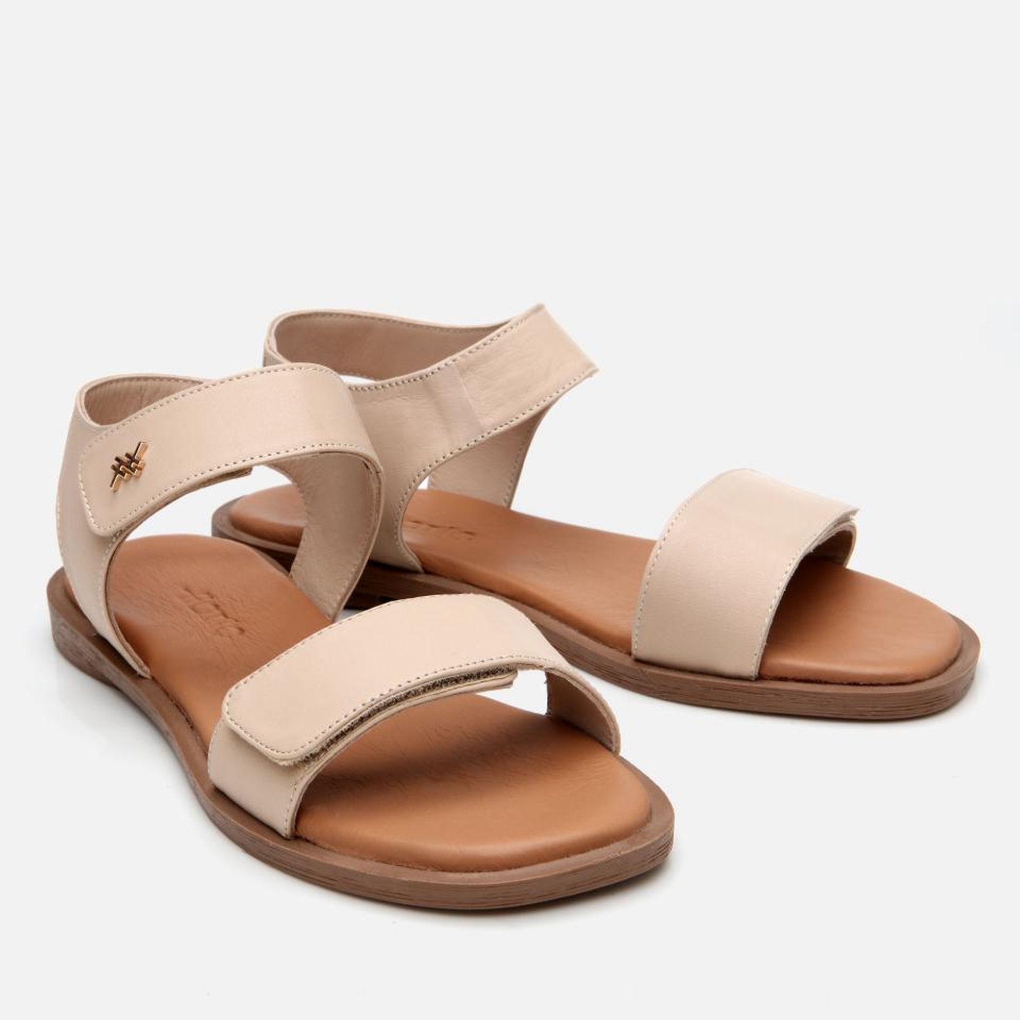 Kadın Deri Bej Ayarlanabilir Düz Sandalet