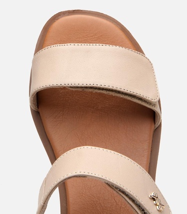  Kadın Deri Bej Ayarlanabilir Düz Sandalet
