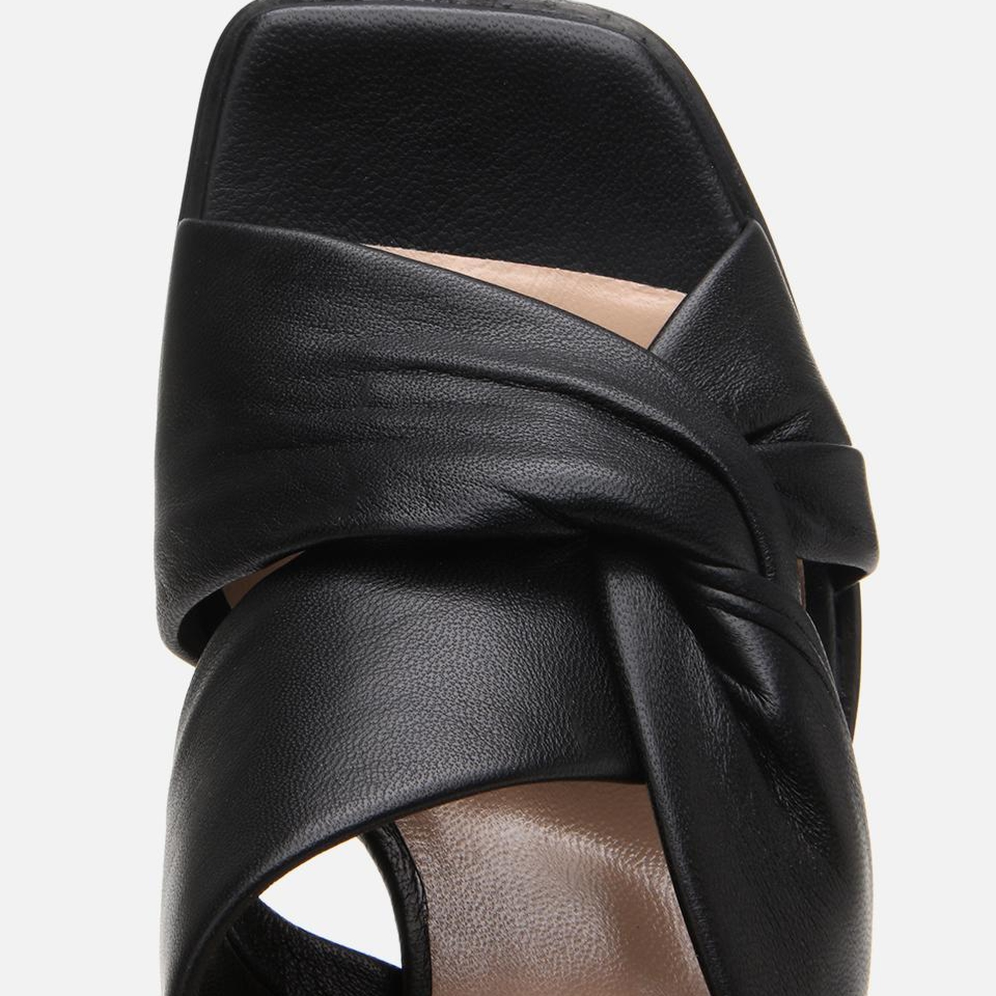 Kadın Deri Siyah Yumuşak Dokulu Topuklu Sandalet