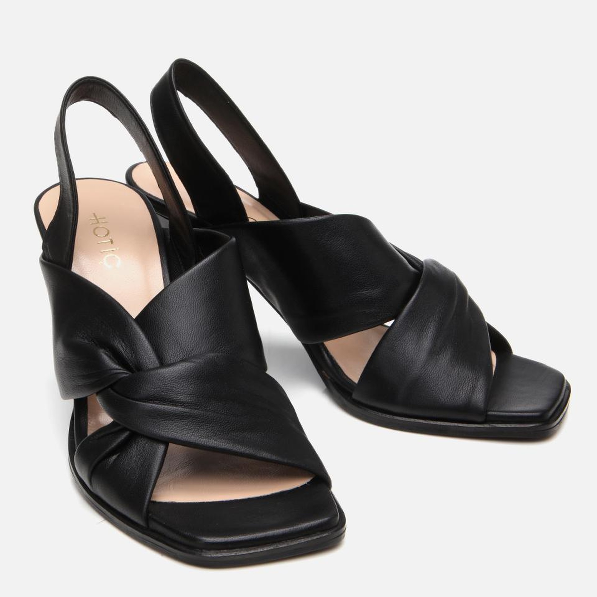 Kadın Deri Siyah Yumuşak Dokulu Topuklu Sandalet