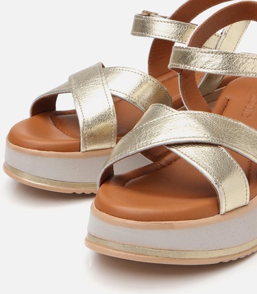  Kadın Deri Gold Dolgu Topuklu Sandalet