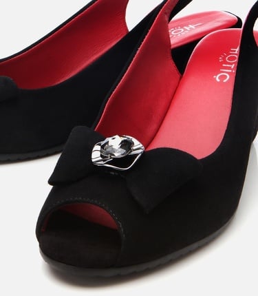  Kadın Süet Deri Siyah Esnek Dolgu Topuklu Sandalet