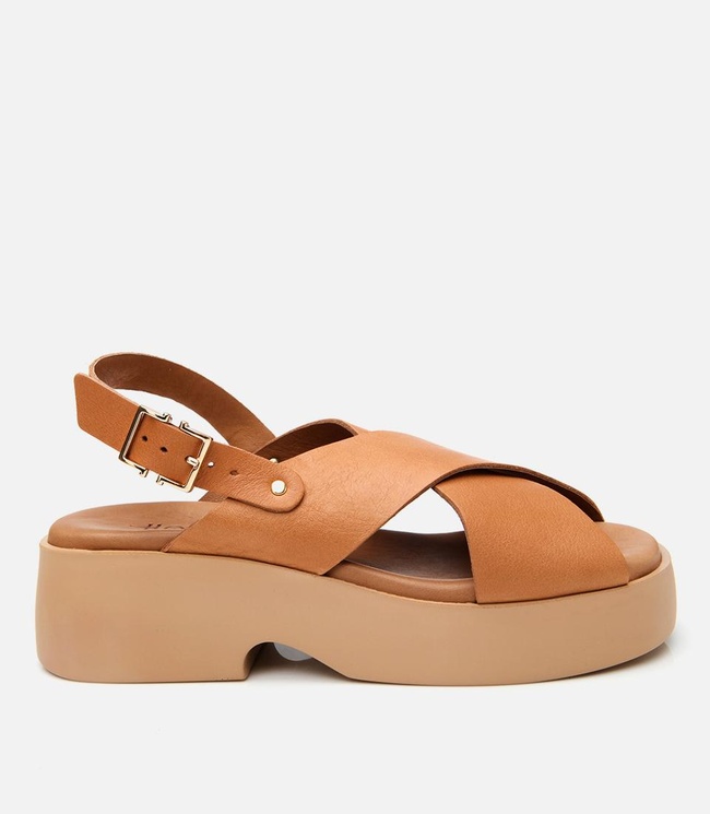  Kadın Deri Taba Kemerli Dolgu Topuklu Sandalet