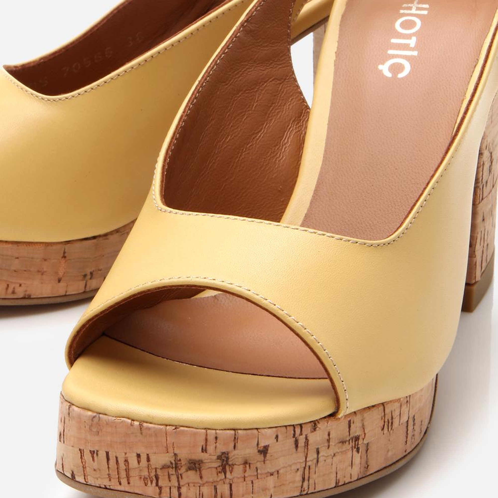 Kadın Deri Sarı Topuklu Sandalet