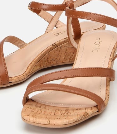  Kadın Deri Taba Dolgu Topuklu Sandalet