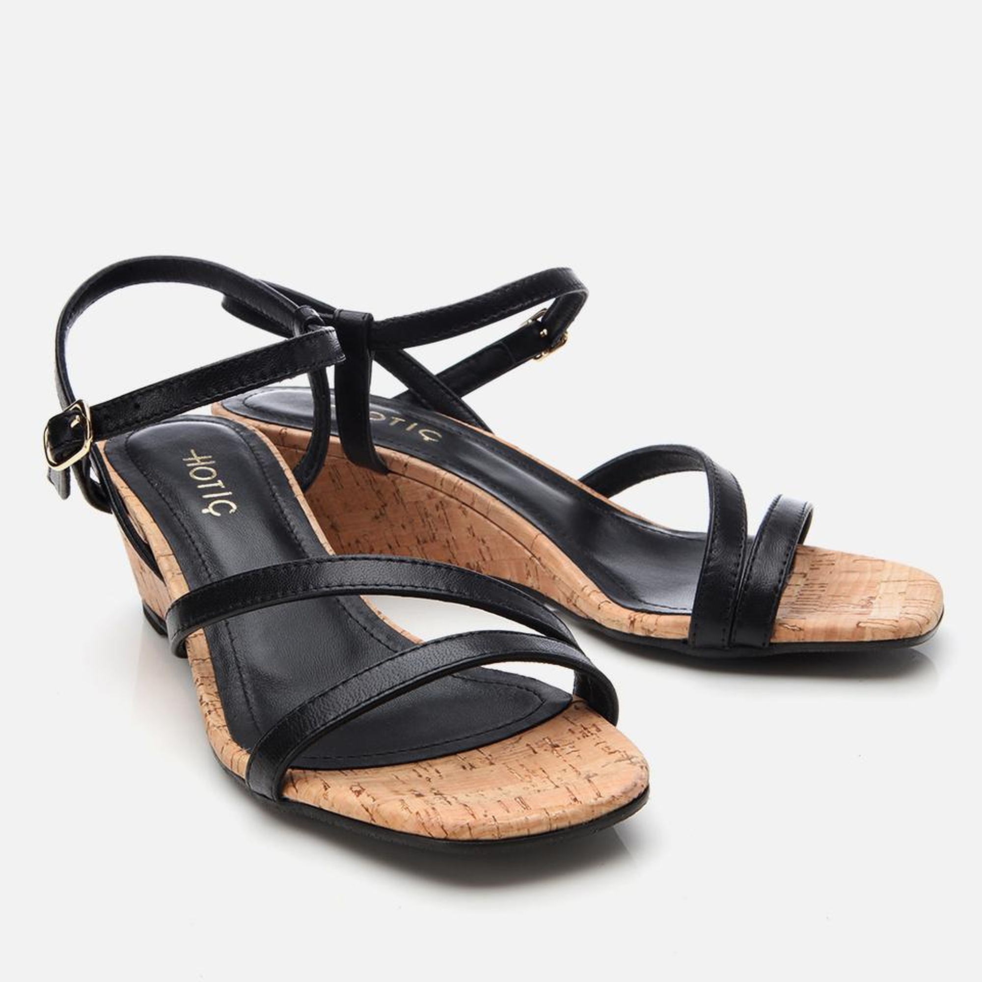 Kadın Deri Siyah Dolgu Topuklu Sandalet