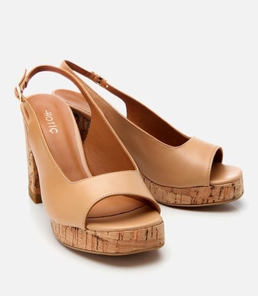  Kadın Deri Bej Topuklu Sandalet