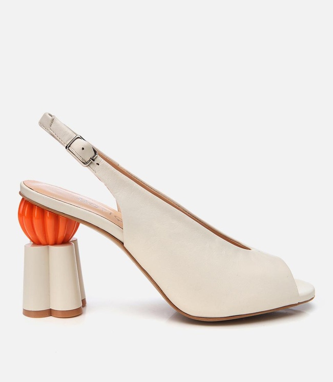  Kadın Deri Ekru Kalın Topuklu Sandalet