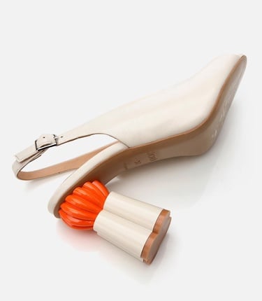  Kadın Deri Ekru Kalın Topuklu Sandalet