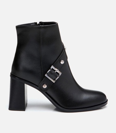  Kadın Siyah Tokalı Topuklu Bot