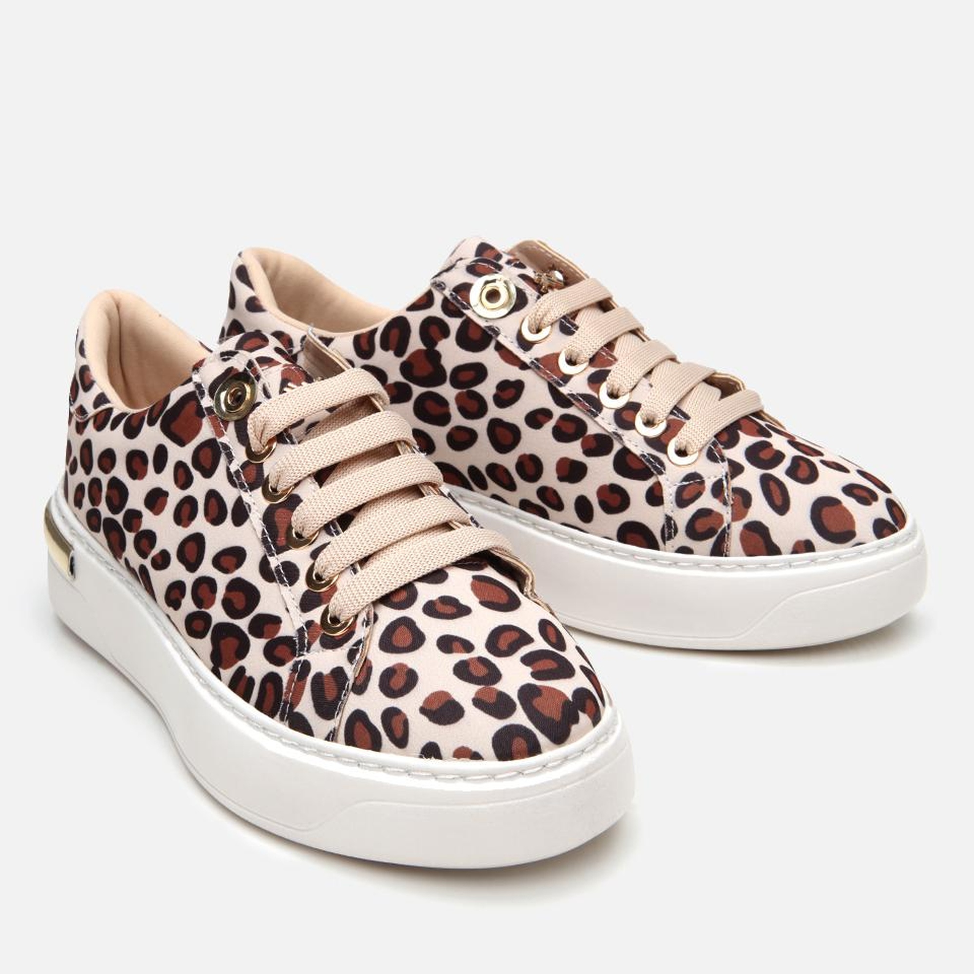 Kadın Bej Yaya Leopar Desenli Spor Ayakkabı