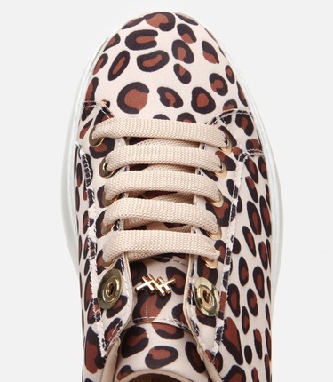  Kadın Bej Yaya Leopar Desenli Spor Ayakkabı