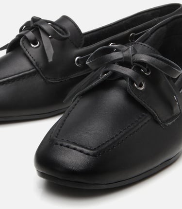  Kadın Deri Siyah Bağcıklı Günlük Loafer