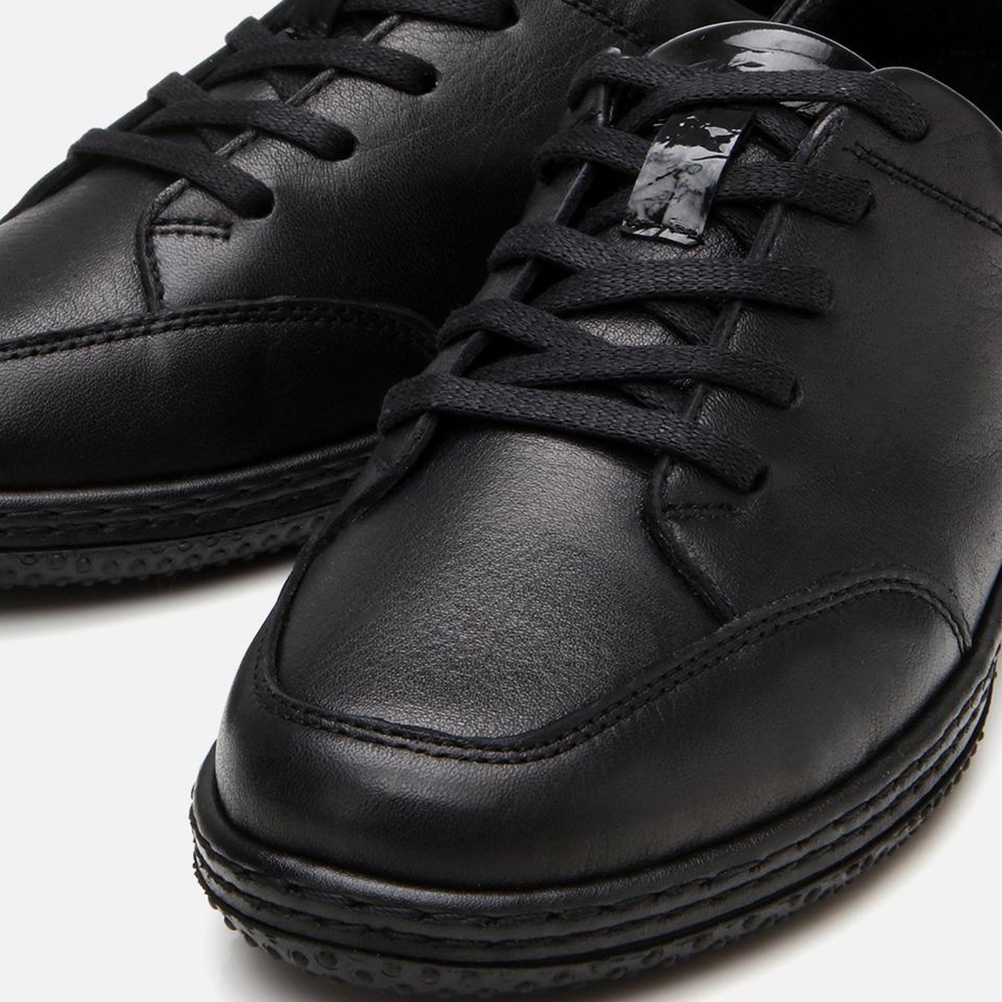 Kadın Deri Siyah Comfort Spor Ayakkabı