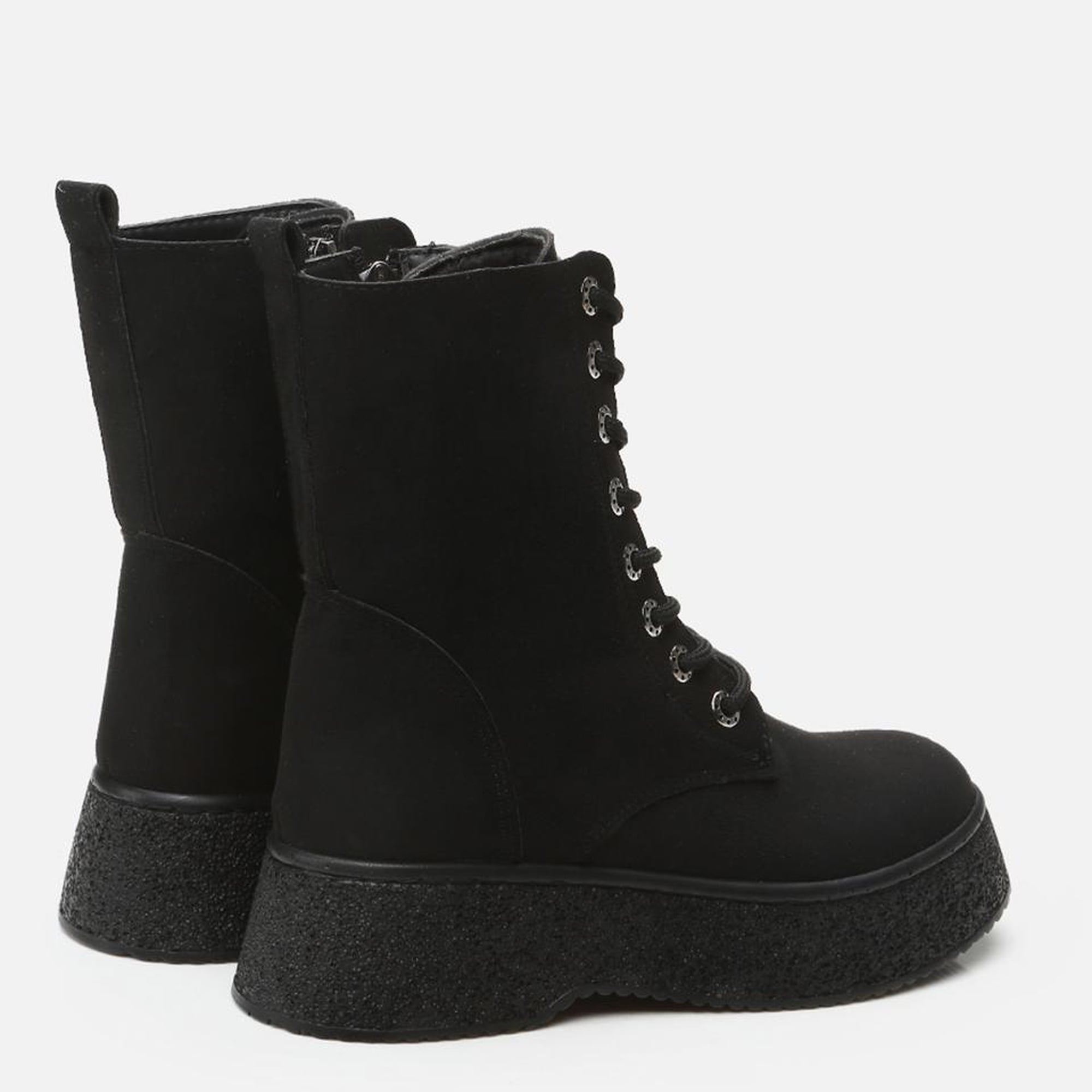 Kadın Siyah Kalın Tabanlı Bağcıklı Bot