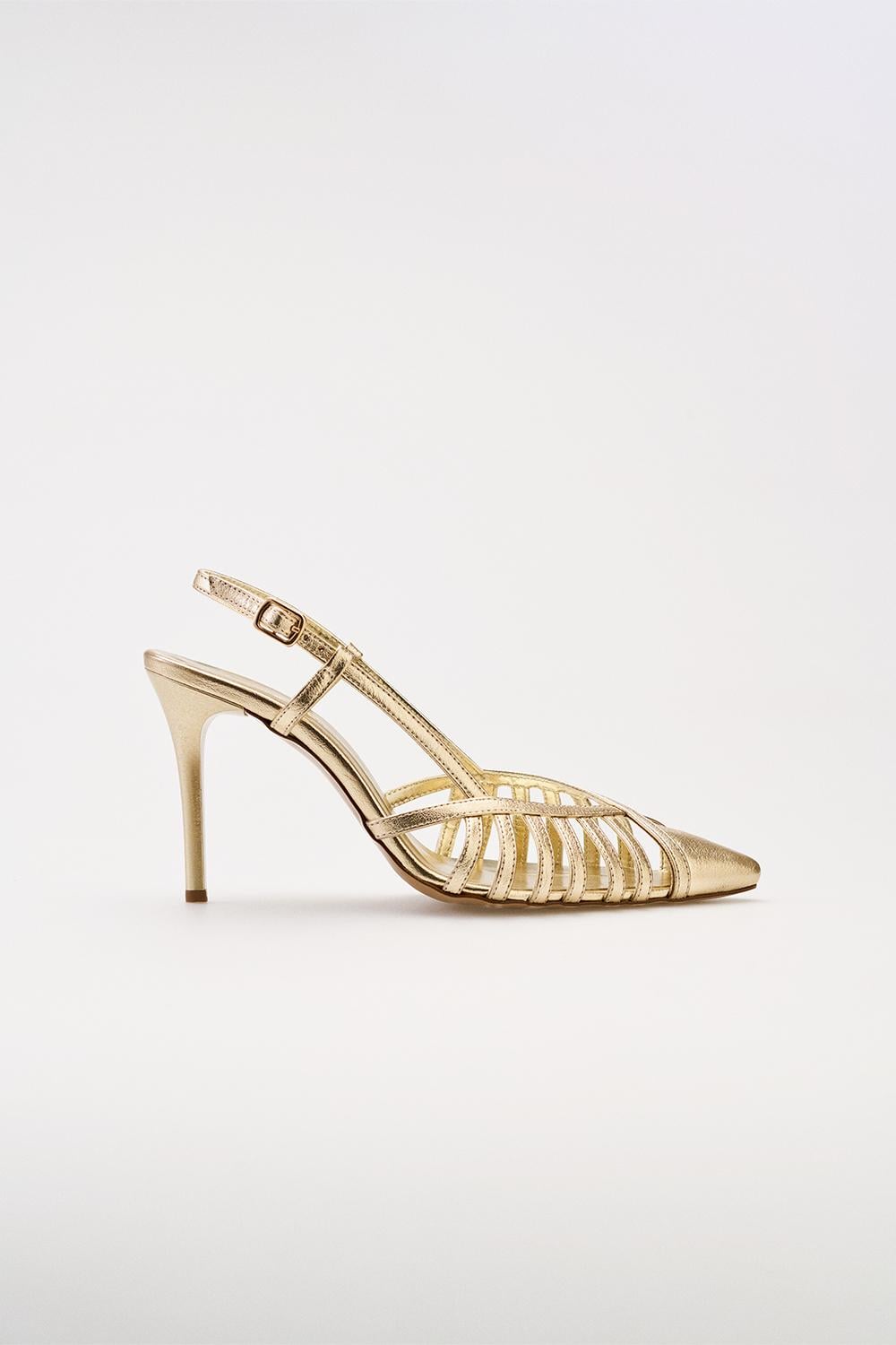  Altın Ayakkabı 0330