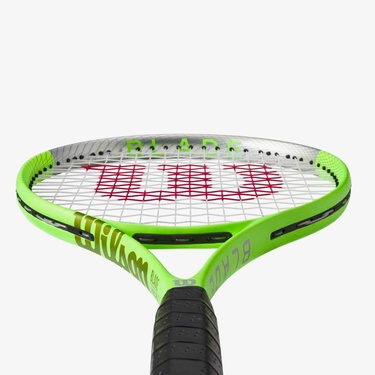  Wilson Blade Feel Rxt 105 Unisex Yeşil Tenis Raketi