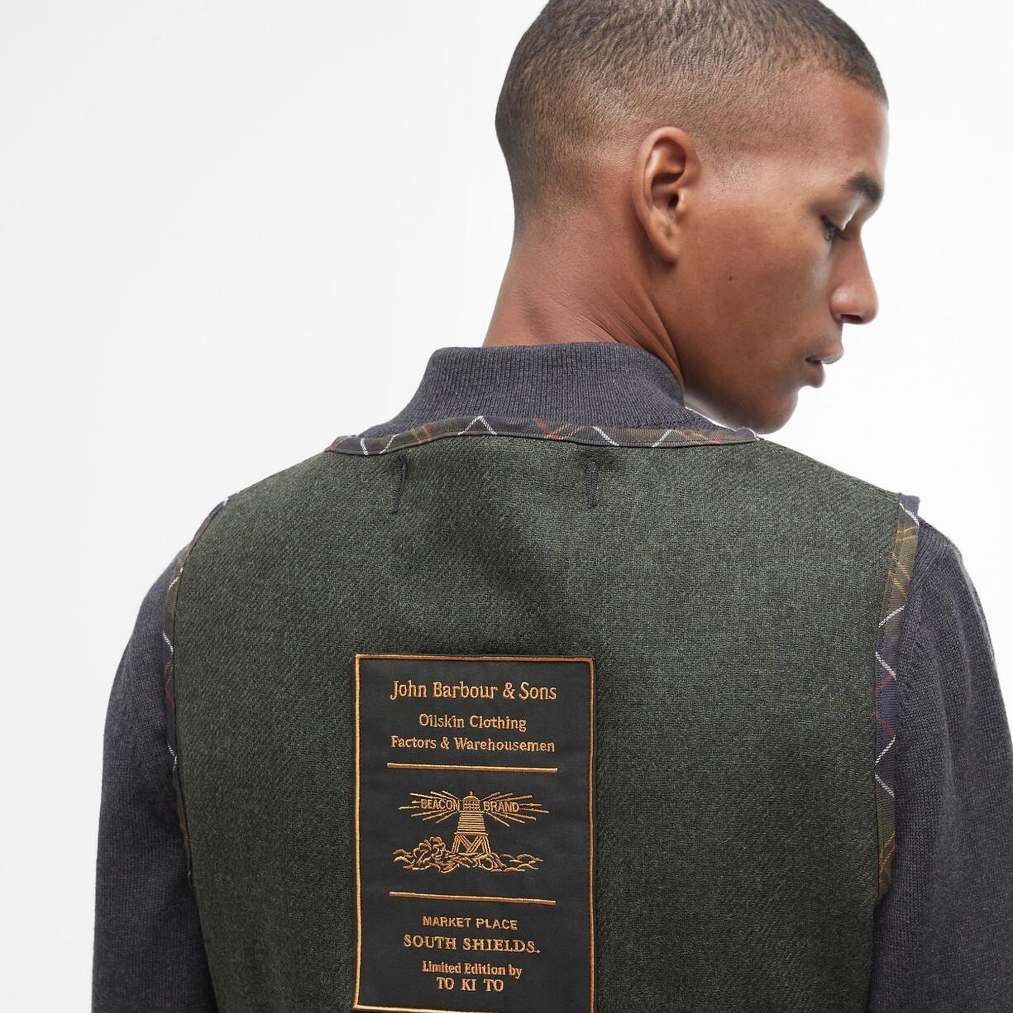 Barbour x TO KI TO Field Yağlı Ceket