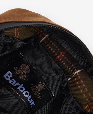  Barbour Field Yağlı Çapraz Askılı Çanta