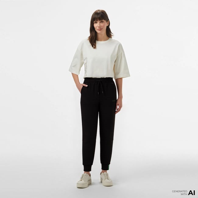  Lacoste Kadın Tapered Fit Siyah Eşofman Altı