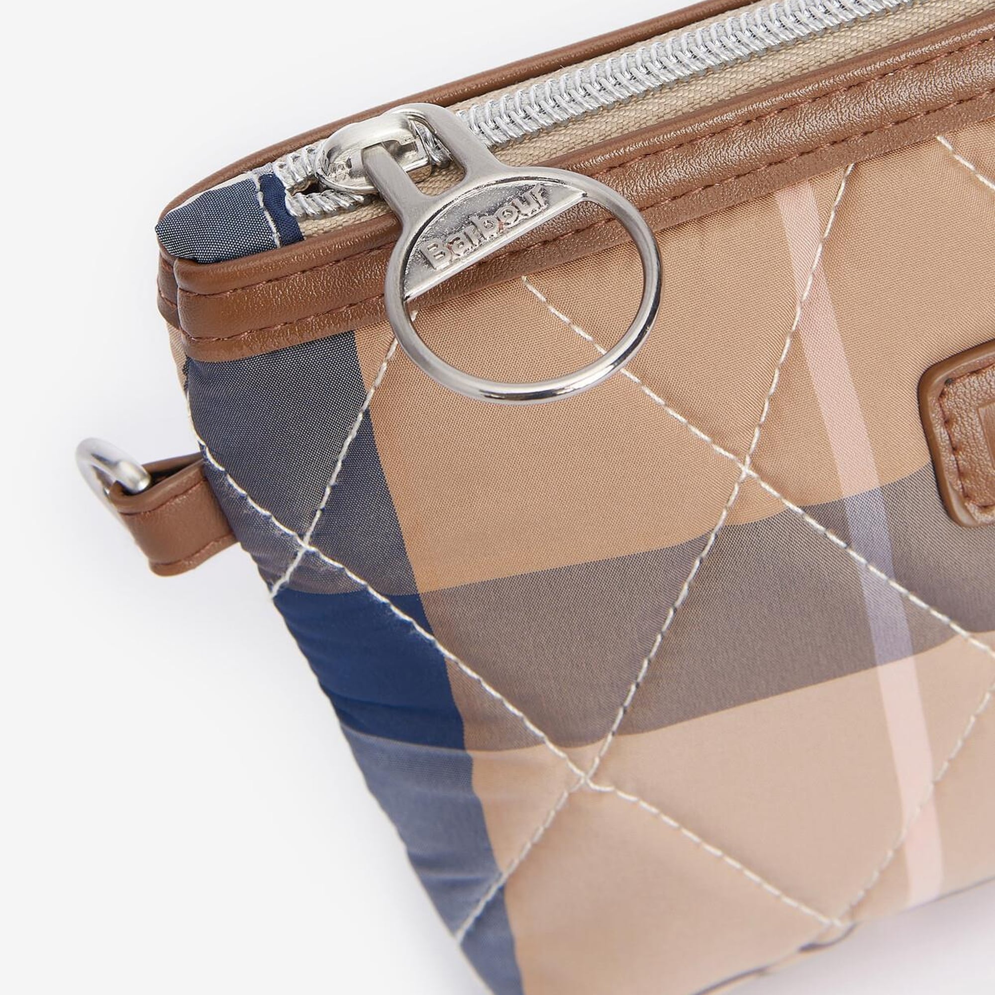 Barbour Wetherham Tartan Kol Çantası