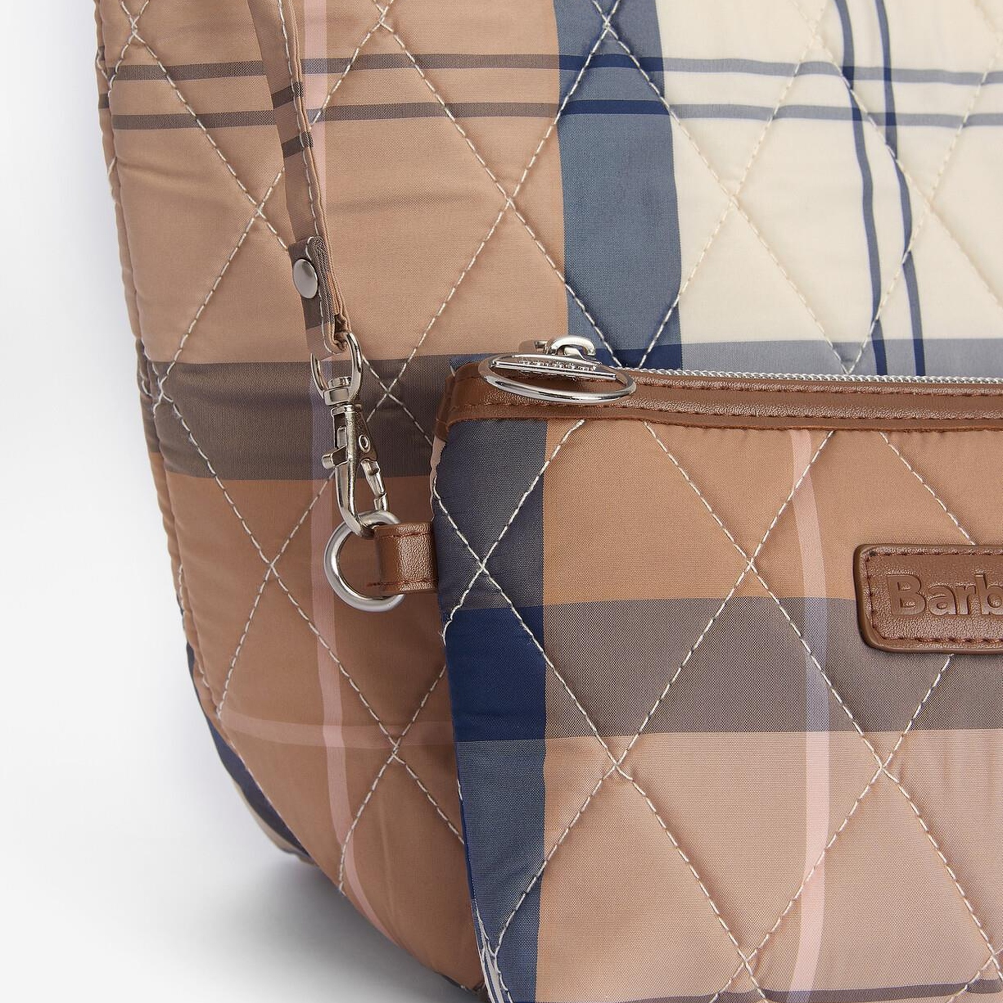 Barbour Wetherham Tartan Kol Çantası