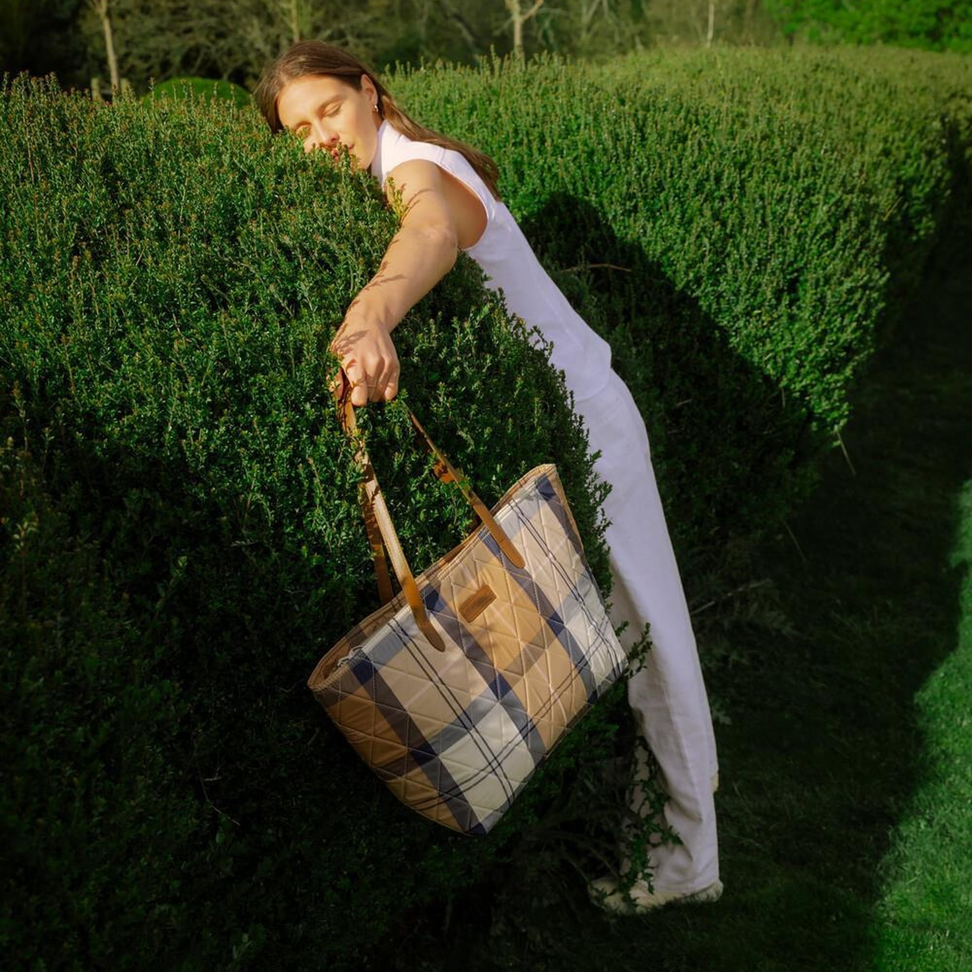 Barbour Wetherham Tartan Kol Çantası