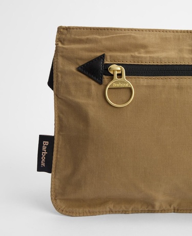  Barbour Transport Omuz Çantası