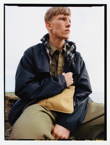  Barbour Transport Omuz Çantası