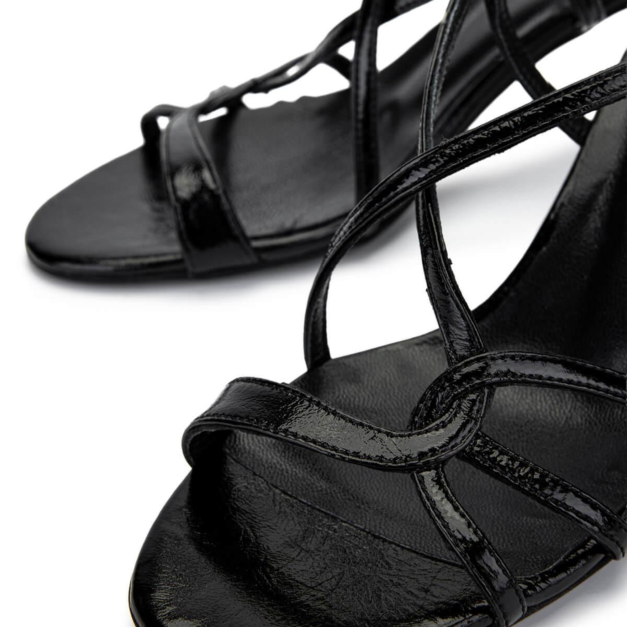 Tamer Tanca Kadın Hakiki Deri Siyah Rugan Topuklu Ayakkabı