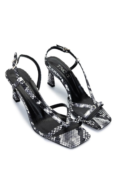  Tamer Tanca Kadın Hakiki Deri Siyah/Beyaz Yılan Topuklu Ayakkabı