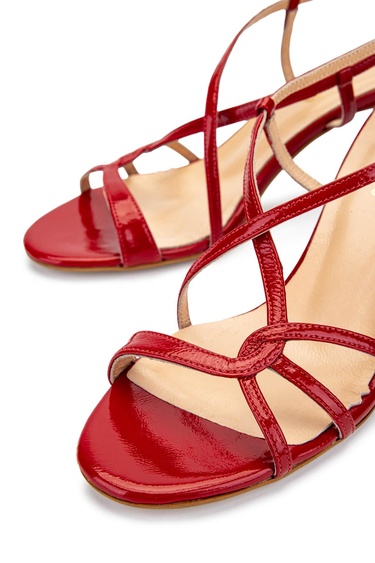  Tamer Tanca Kadın Hakiki Deri Kırmızı Rugan Topuklu Ayakkabı