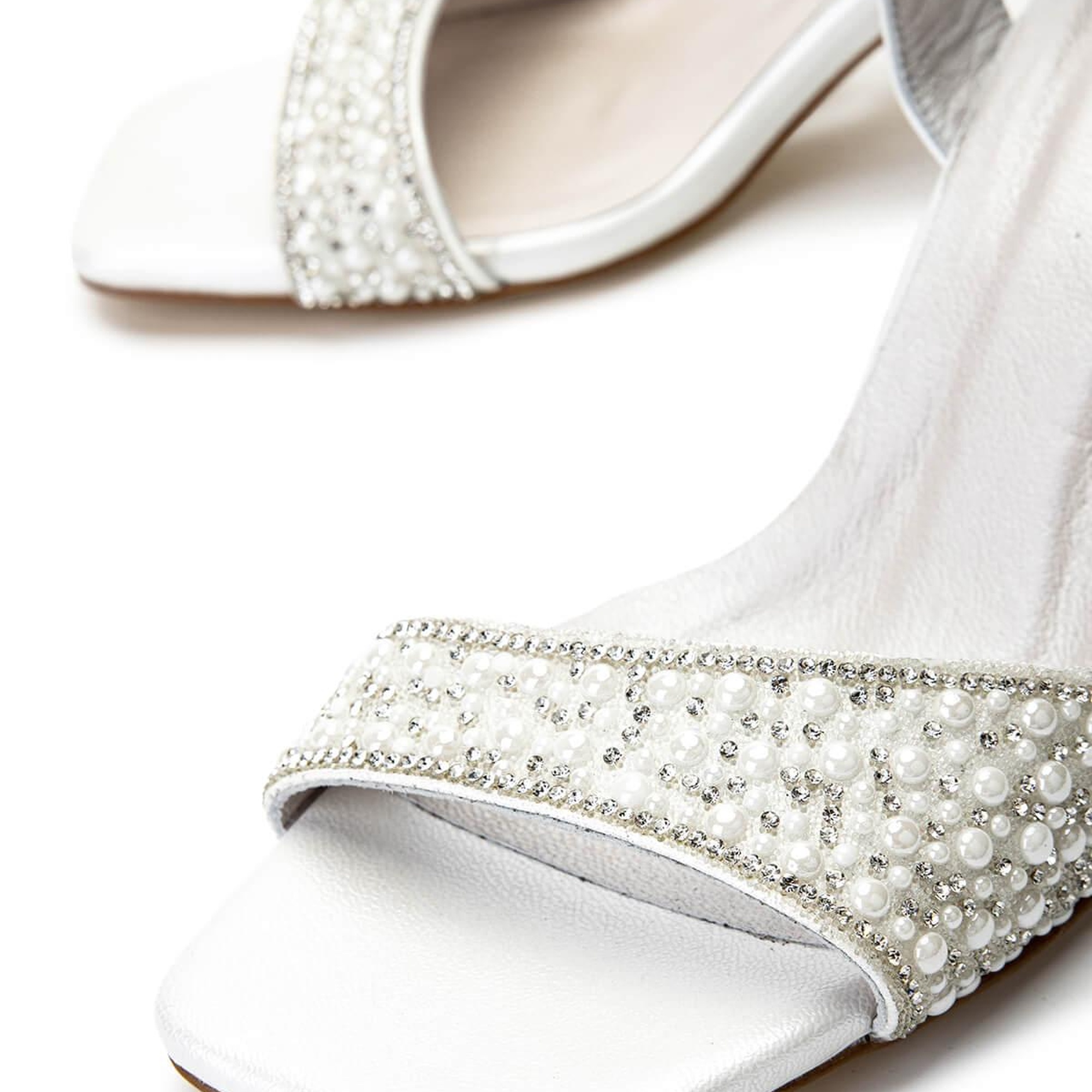 Tamer Tanca Kadın Hakiki Deri Beyaz Sedef Topuklu Ayakkabı