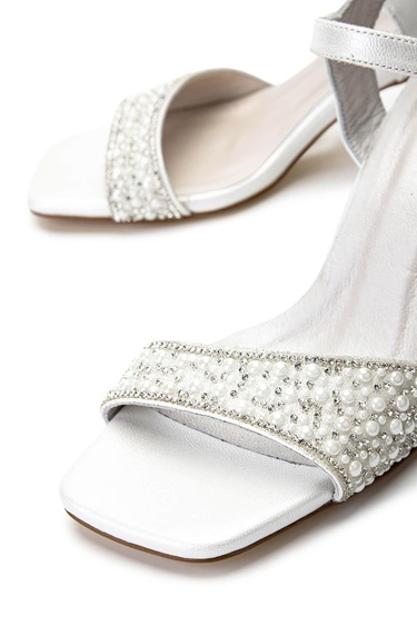  Tamer Tanca Kadın Hakiki Deri Beyaz Sedef Topuklu Ayakkabı