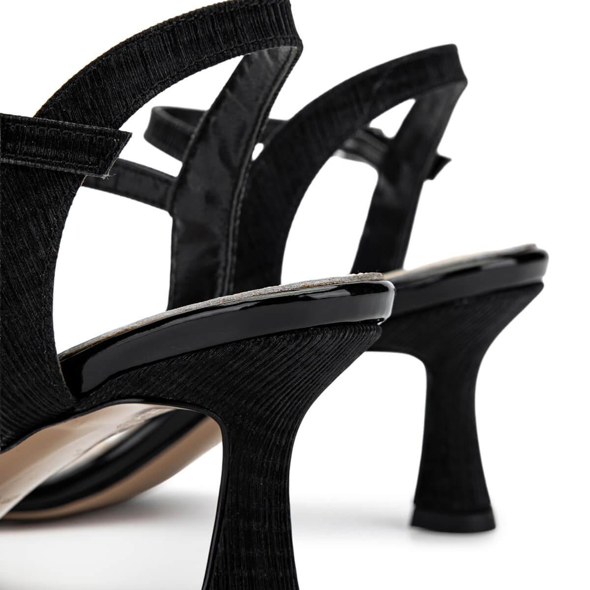 Tamer Tanca Kadın Vegan Siyah Topuklu Ayakkabı