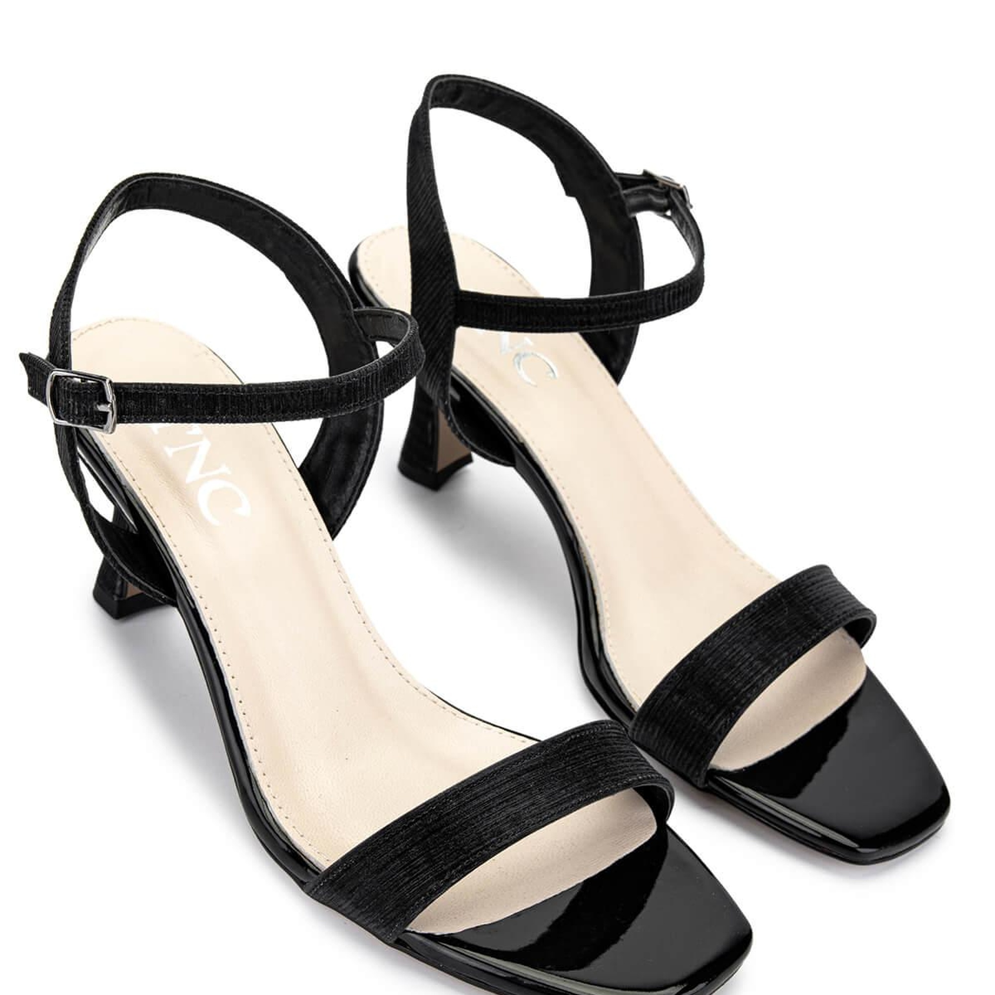 Tamer Tanca Kadın Vegan Siyah Topuklu Ayakkabı