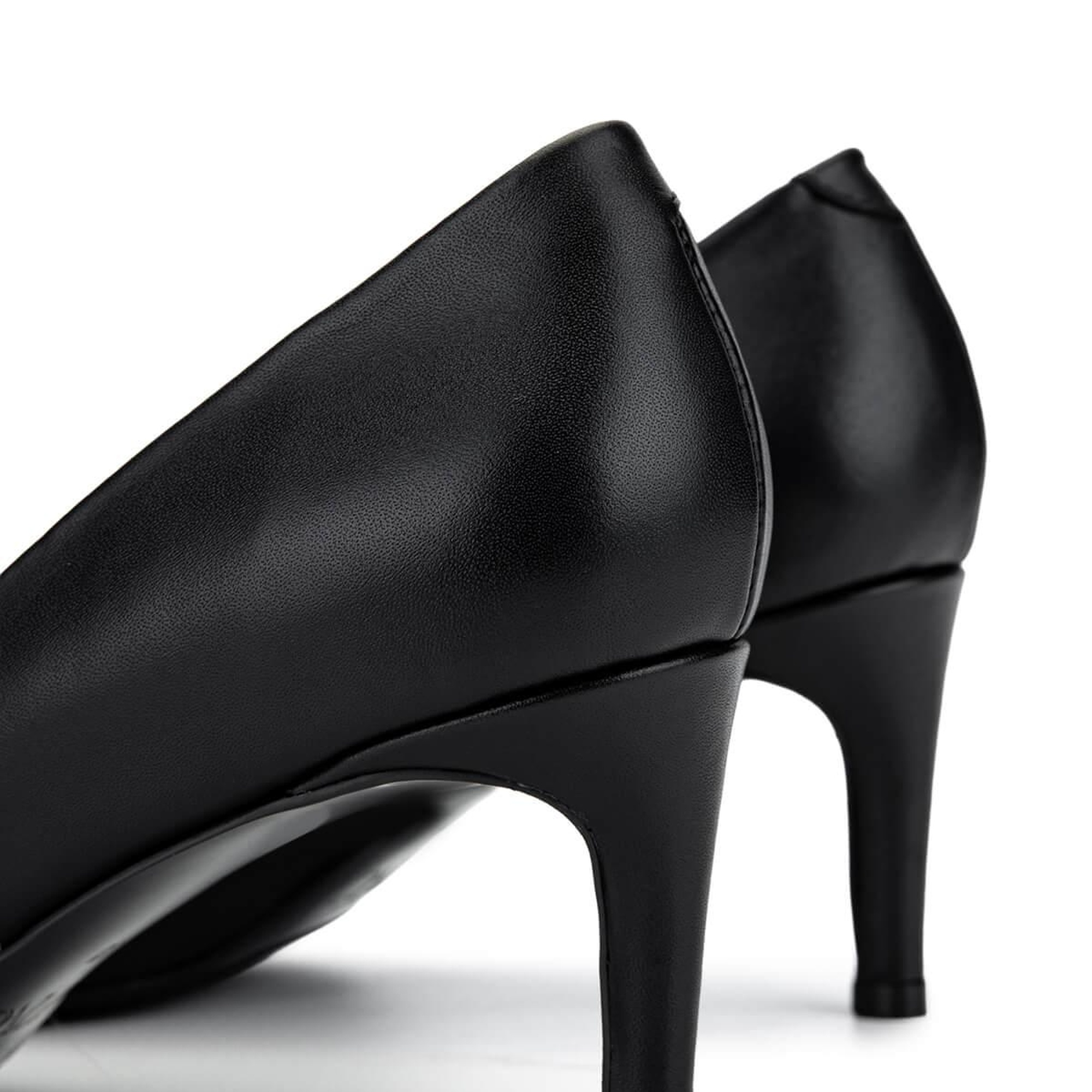 Tamer Tanca Kadın Hakiki Deri Siyah Deri Topuklu Ayakkabı