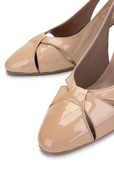  Tamer Tanca Kadın Hakiki Deri Bej Topuklu Ayakkabı