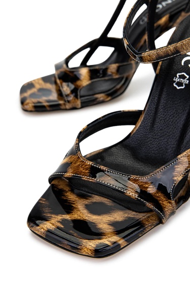  Tamer Tanca Kadın Vegan Leopar Topuklu Ayakkabı