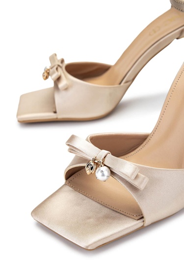  Tamer Tanca Kadın Hakiki Deri Bej Topuklu Ayakkabı