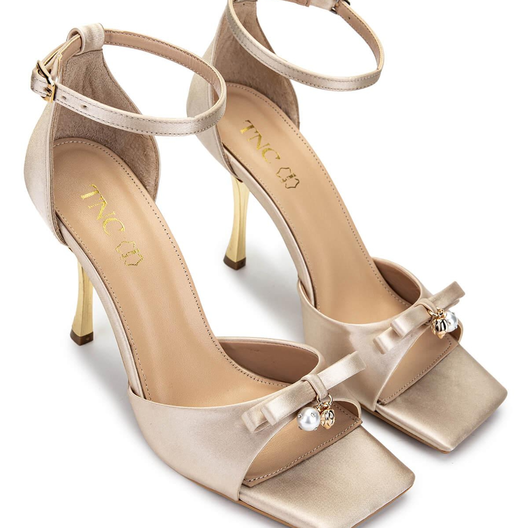 Tamer Tanca Kadın Hakiki Deri Bej Topuklu Ayakkabı