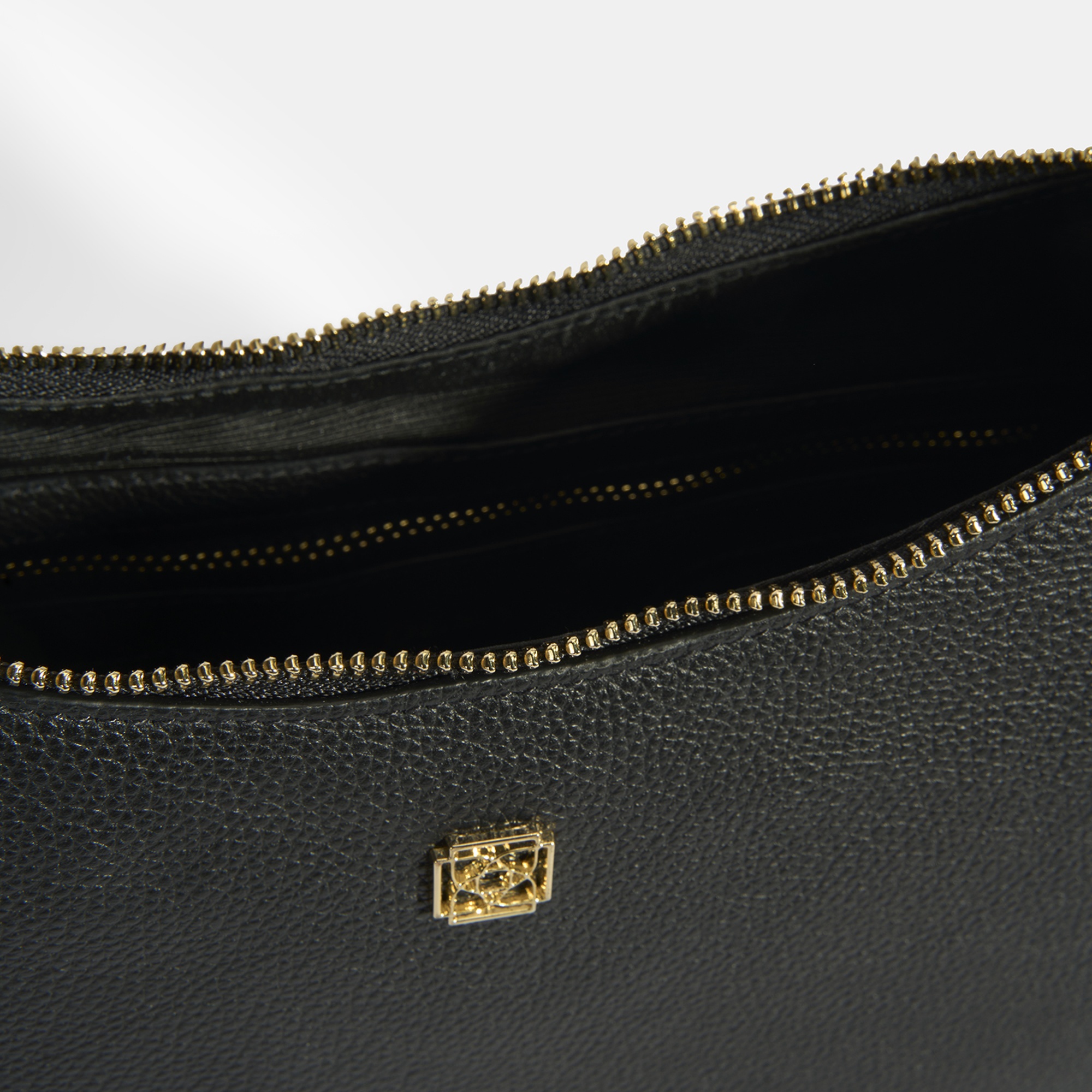 Kadın Siyah Deri Omuz Çantası