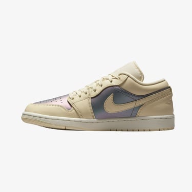  Jordan Air 1 Low SE Kadın Bej Spor Ayakkabı