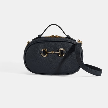  Kadın Lacivert Omuz Çantası