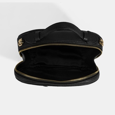  Kadın Siyah Omuz Çantası