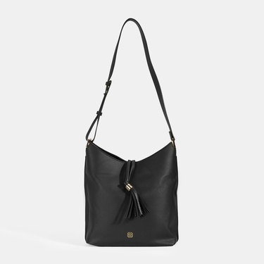  Kadın Siyah Püskül Detaylı Omuz Çantası