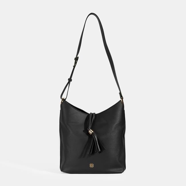  Kadın Siyah Püskül Detaylı Omuz Çantası