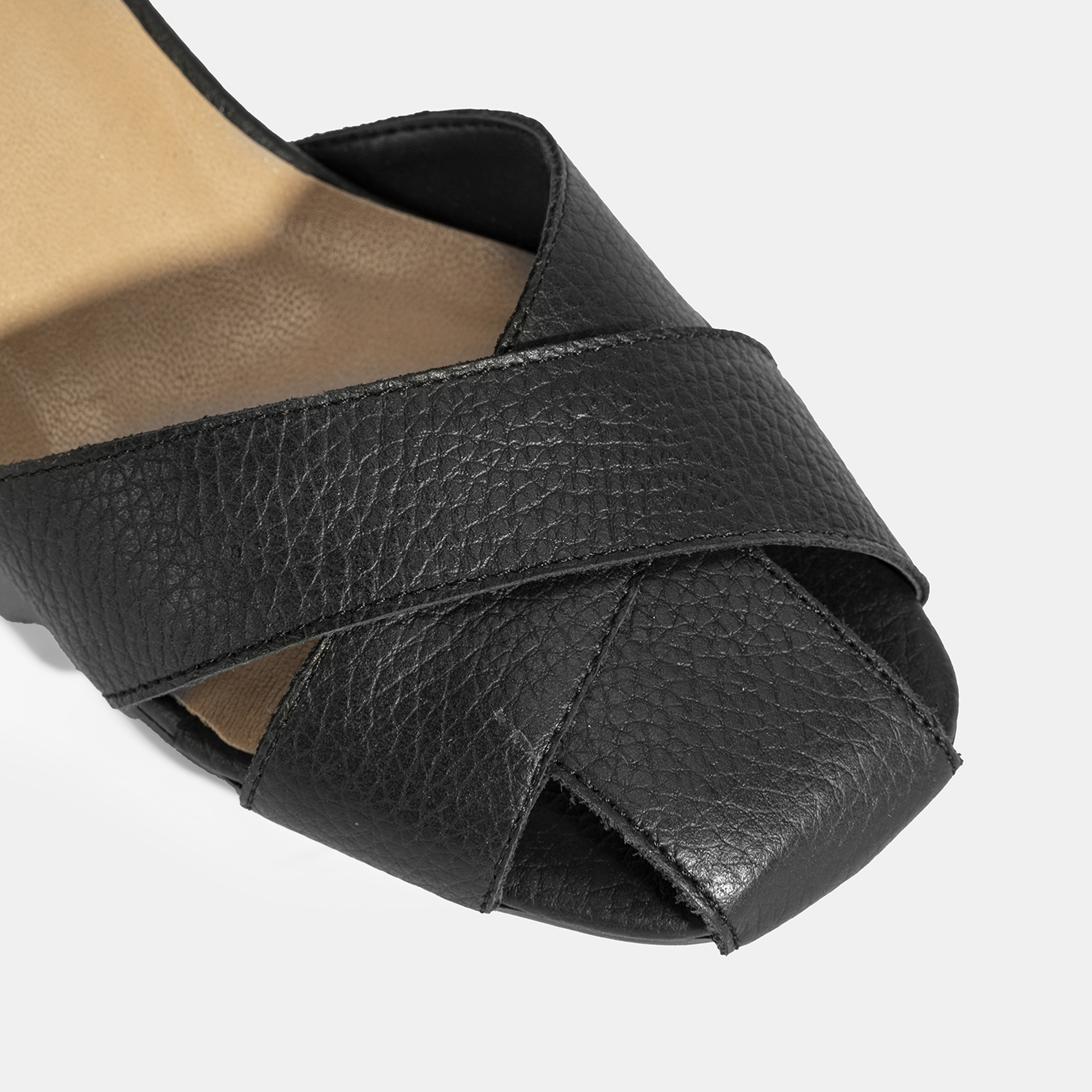 Kadın Siyah Ayarlanabilir Tokalı Deri Topuklu Sandalet