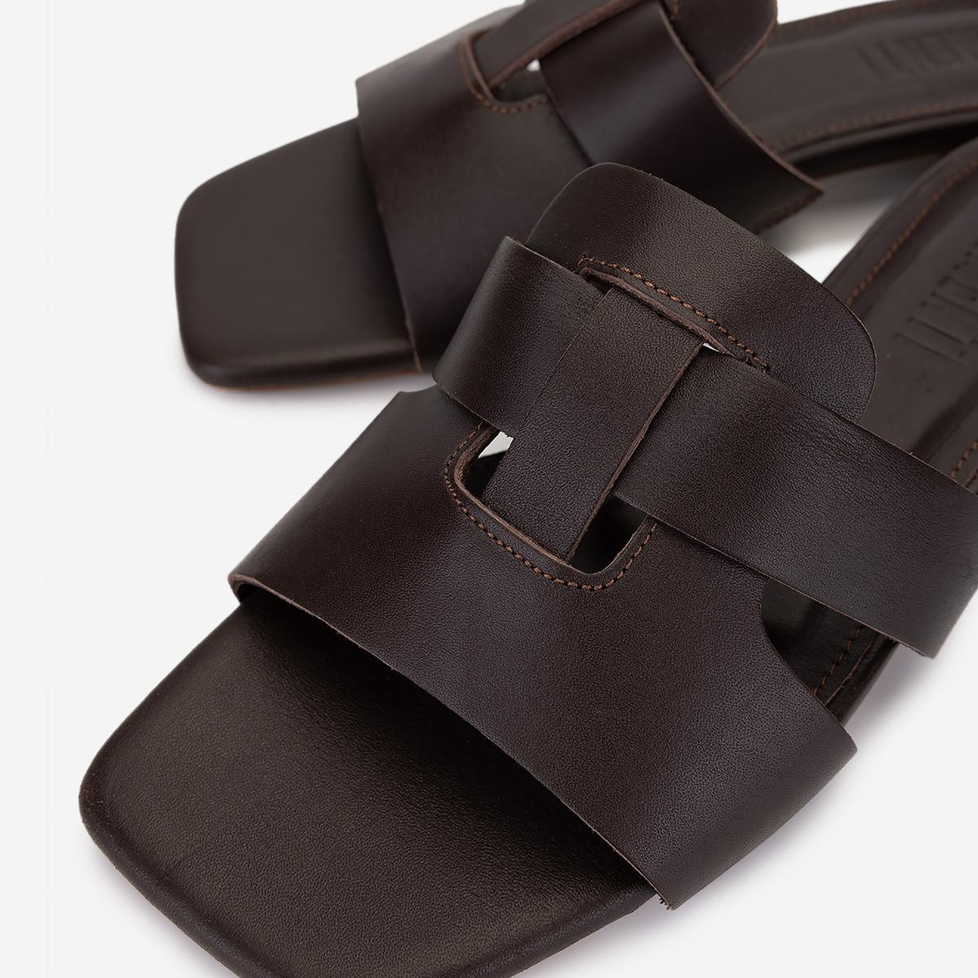 Valmenti Kadın Hakiki Deri Kahverengi Düz Terlik