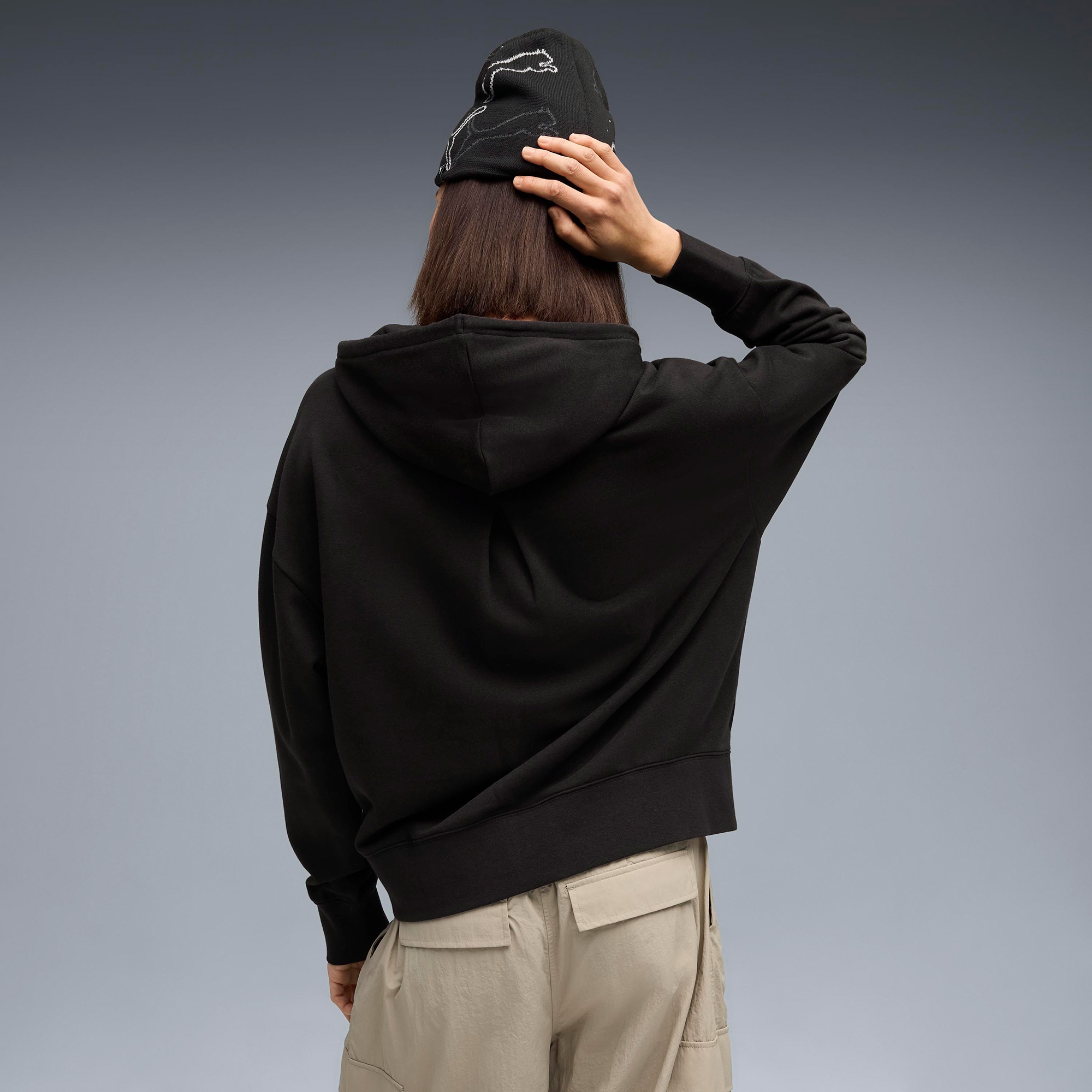 Puma HER Oversized  TR Kadın Siyah Sweatshirt